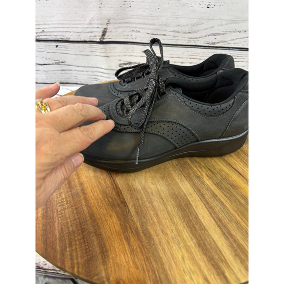 Women's SAS Black Leather Lace-Up Sneakers Size 7 - Picture 6 of 13